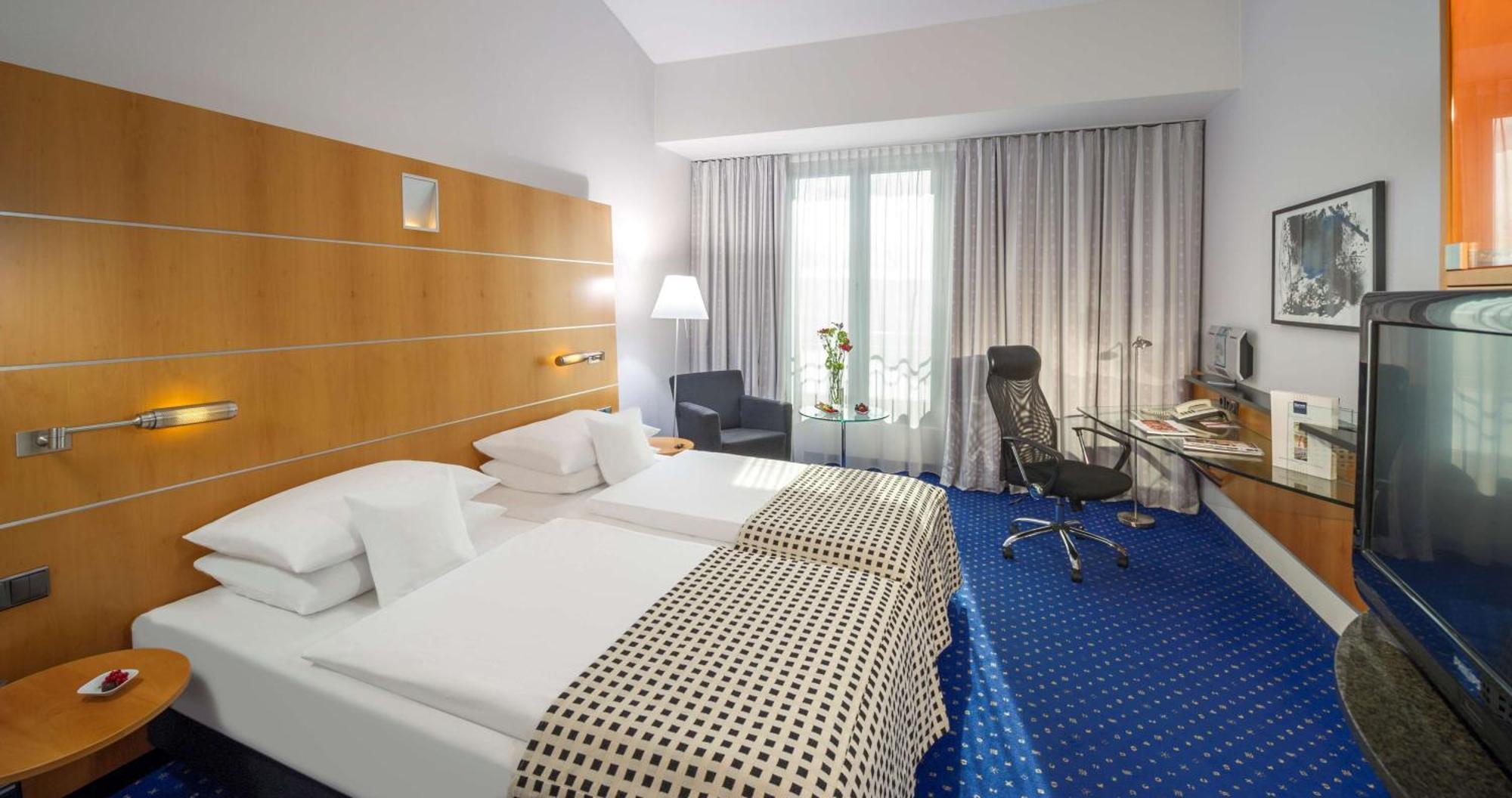 Dorint Hotel Потсдам Екстер'єр фото
