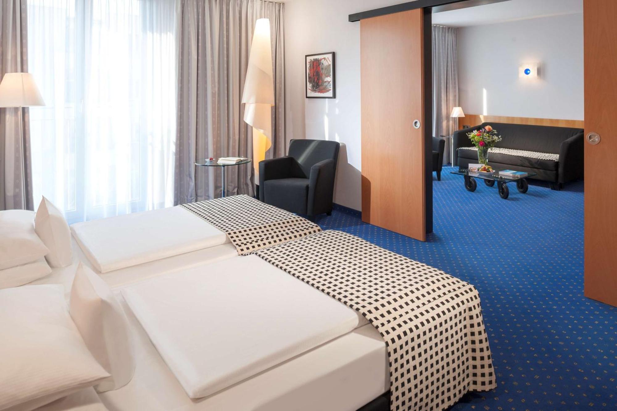 Dorint Hotel Потсдам Екстер'єр фото