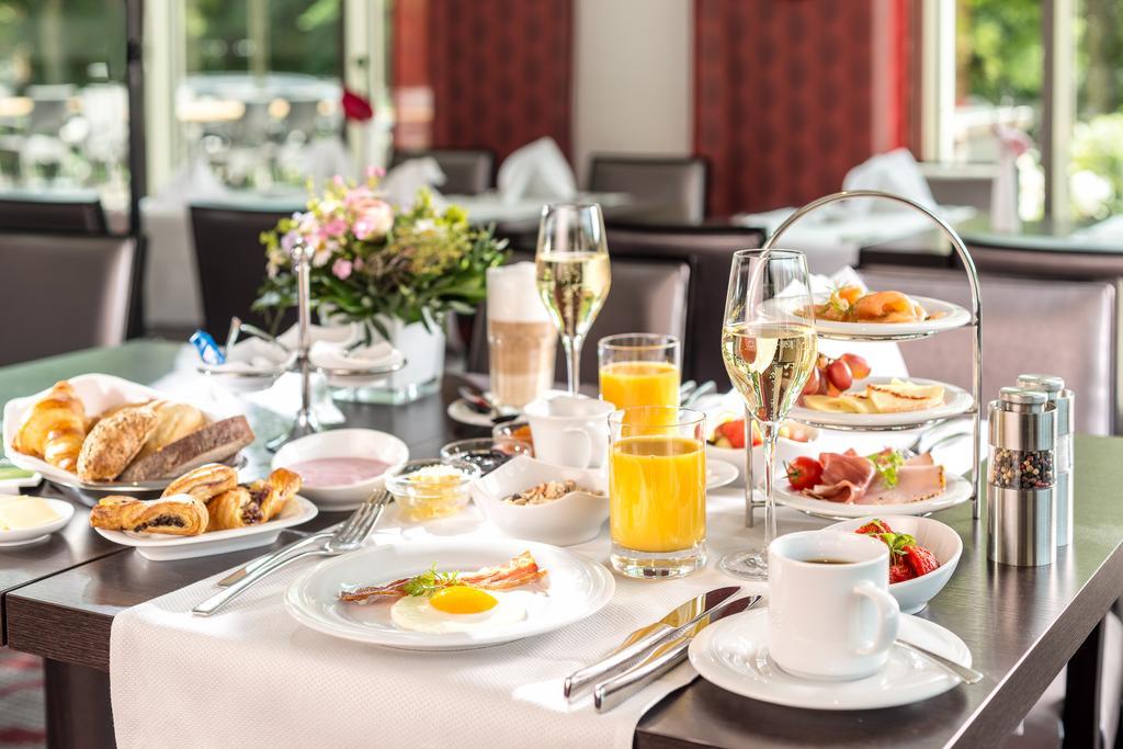 Dorint Hotel Потсдам Екстер'єр фото